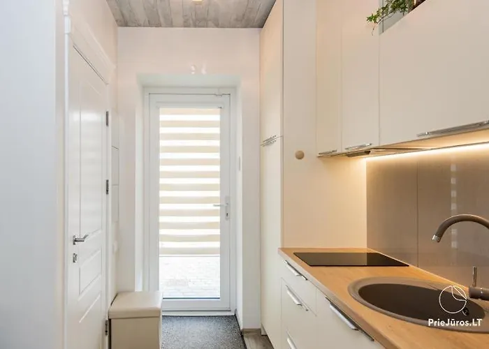 Grit House, Ciki Puki Kvartale, Kunigiskiai